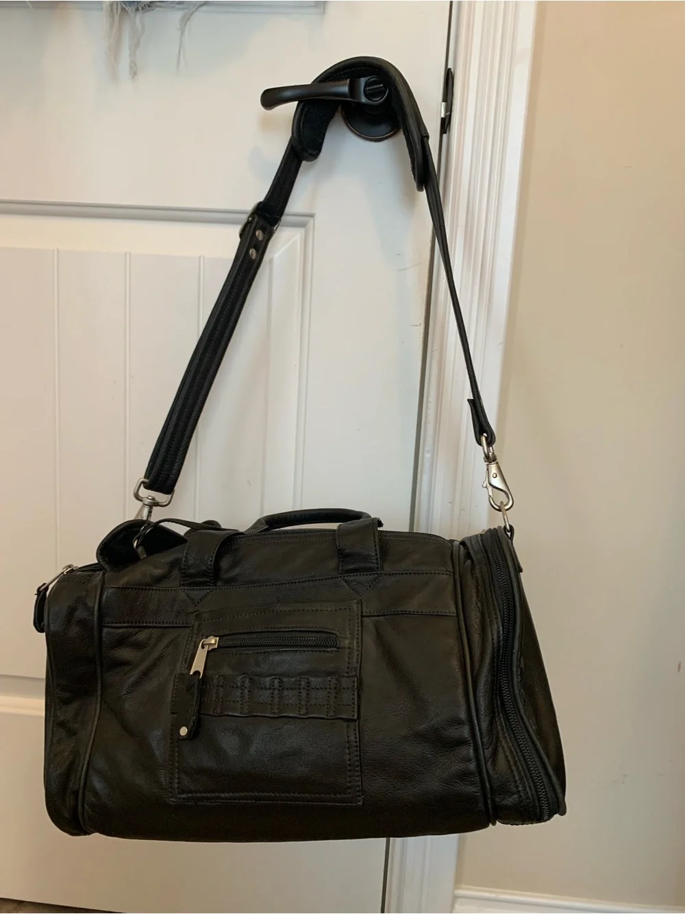 Vintage Black Classic Black Leather Duffel Bag for Men